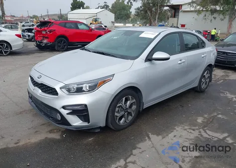 2021 Kia Forte Lxs из США, поврежденный, VIN 3KPF24AD8ME387780